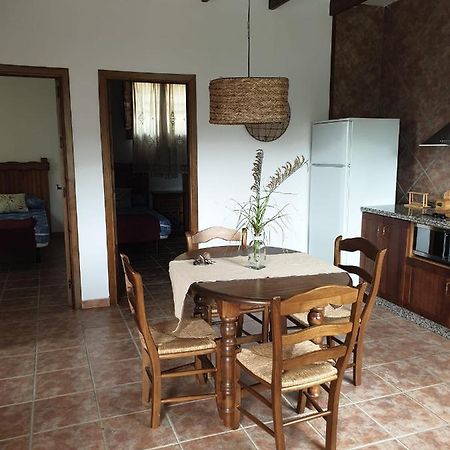 Apartamentos Vilo, Axarquia Rural Los Baños de Vilo Eksteriør billede