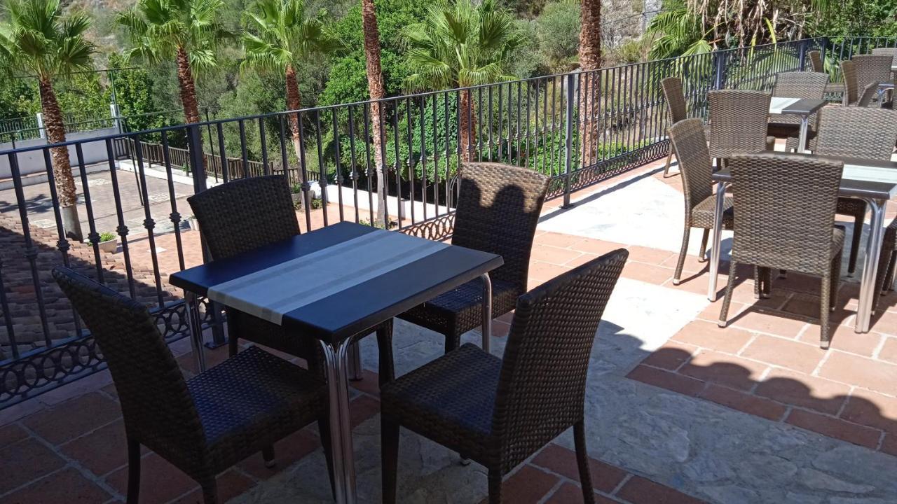 Apartamentos Vilo, Axarquia Rural Los Baños de Vilo Eksteriør billede