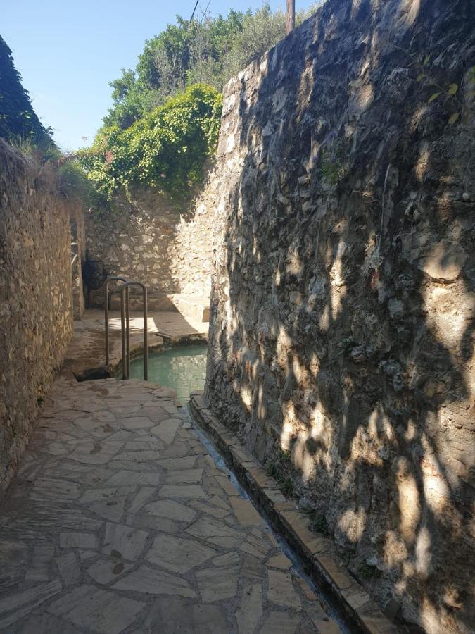 Apartamentos Vilo, Axarquia Rural Los Baños de Vilo Eksteriør billede