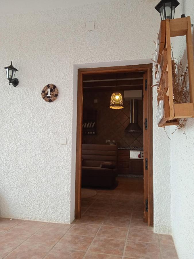Apartamentos Vilo, Axarquia Rural Los Baños de Vilo Eksteriør billede